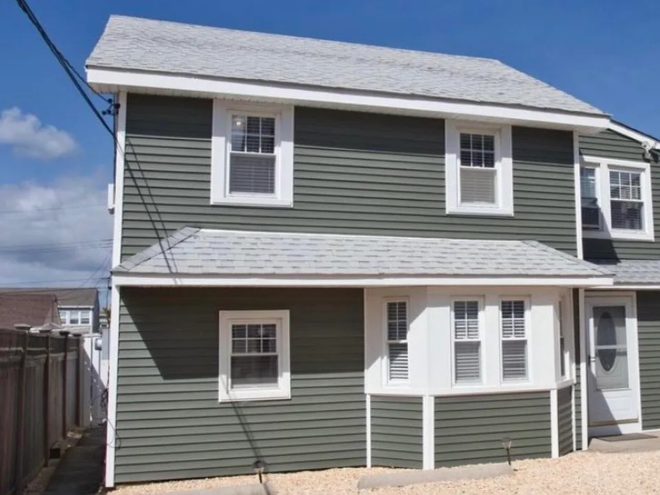 7 Princeton Ave