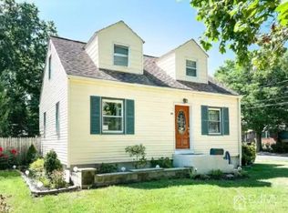 54 Maple Ave, Metuchen, NJ 08840