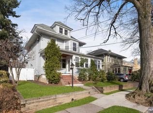 73 E Van Ness Ave, Rutherford, NJ 07070