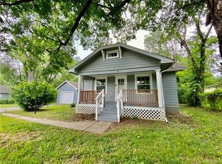 6408 River Rd, Pleasant Valley, MO 64068