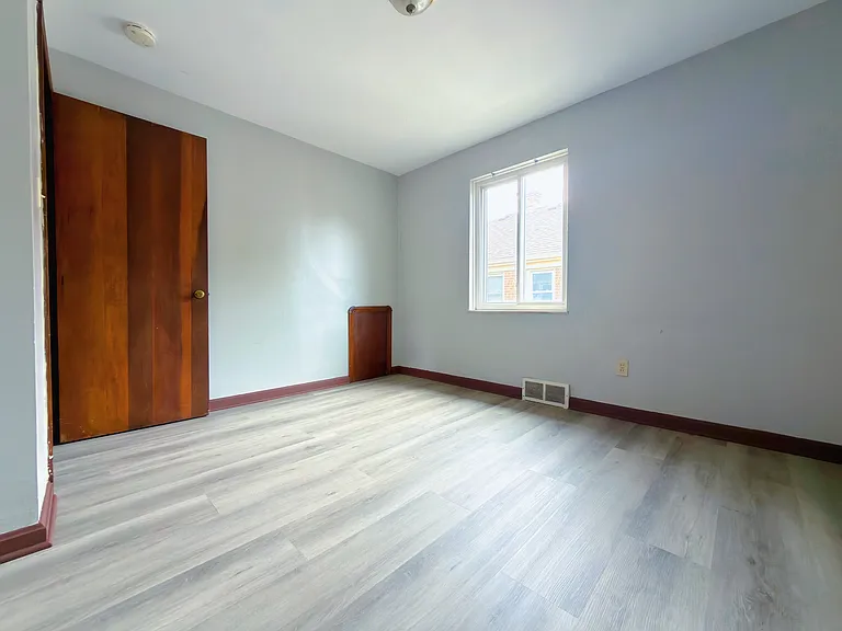 14330 Lakewood Heights Blvd #UP — Photo 10
