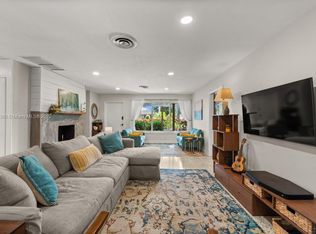 1106 N 13th Ct, Hollywood, FL 33019