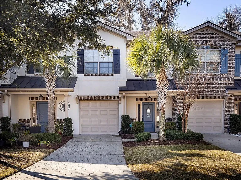 802 Reserve Ln — Photo 38