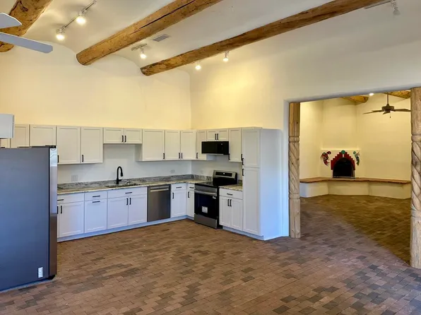 5 Banana Ln #A, Santa Fe, NM 87506