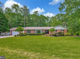 7251 Bond St, Saint Leonard, MD 20685