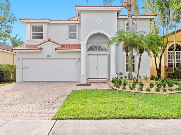 15842 SW 14th St, Hollywood, FL 33027