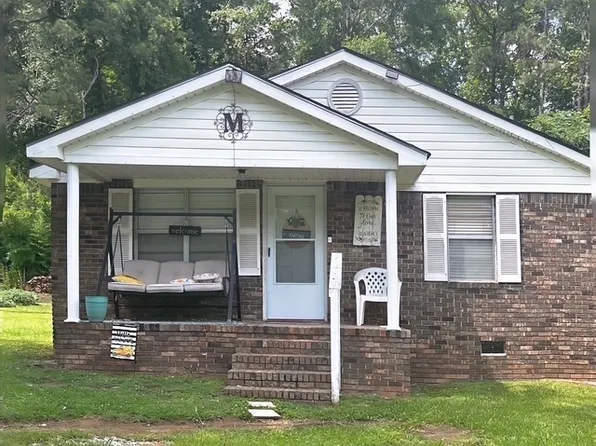 4126 24th St SW, Lanett, AL 36863