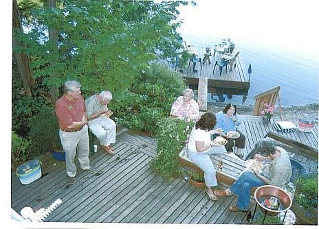 lower section of 4 tiers of deck with float in background