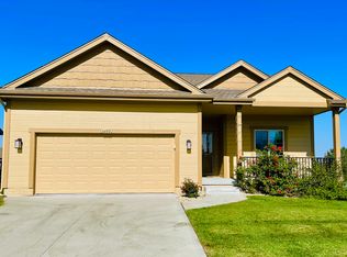 6602 Michael Dr, Papillion, NE 68133