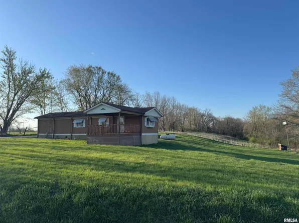 668-390 North Ave, Mount Sterling, IL 62353