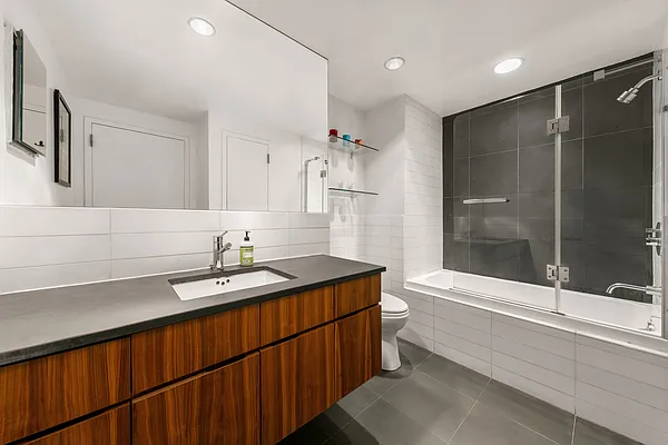 Rented by Douglas Elliman | media 21