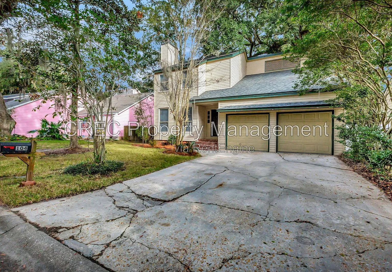 4 bed, 2.5 bath, 1640 sqft, $2,100 — Photo 2