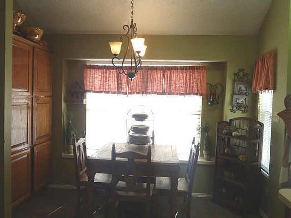 5th image of 1514 Palisades Dr
