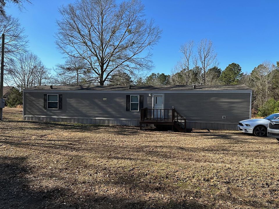 Front of mobile home.