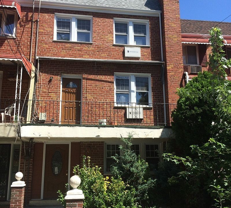 1st image of 561 E 81st St