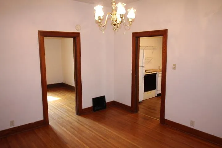 1710 Harwood St — Photo 10