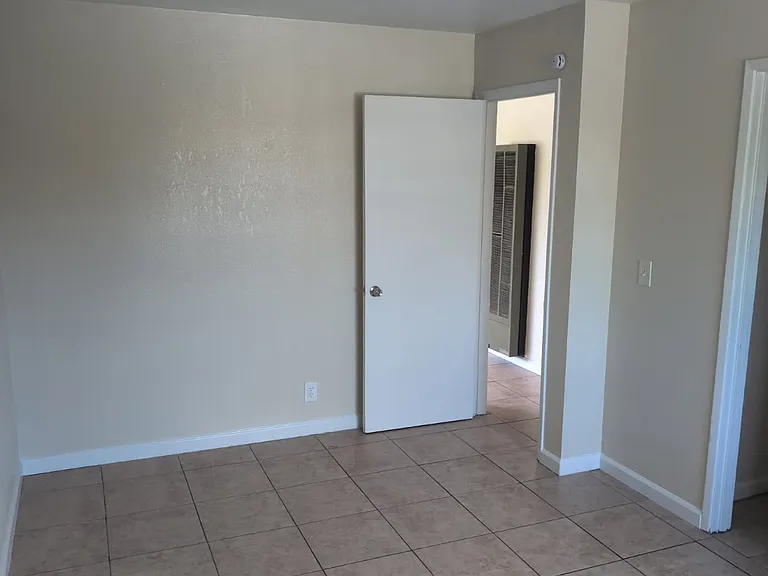 6040 Gotham St #1/2 — Photo 10