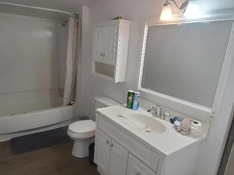 Full bath upstairs with two bedrooms