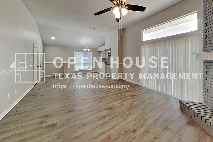 222 Mahogany Dr — Photo 4