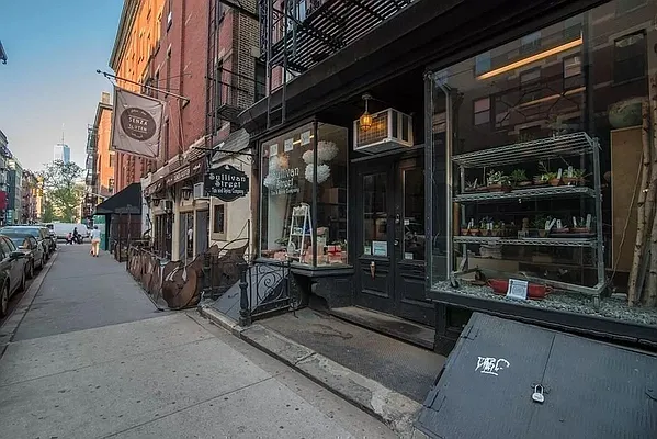 Rented by REAL New York | media 20