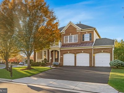 43356 Hillpark St, Chantilly, VA, 20152