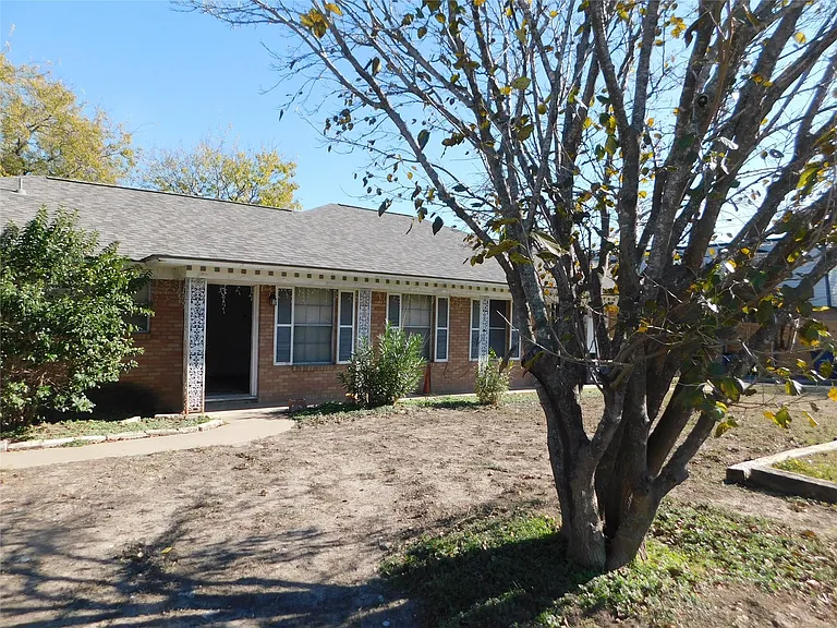 3601 Catalina Dr NW #A — Photo 1