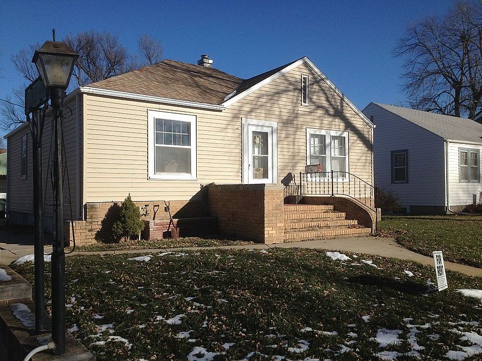 1st image of 1107 W 21st St