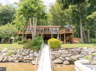 57 Beech Island Rd, Middletown, PA 17057