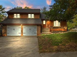 3801 SW 10th Street Ter, Blue Springs, MO 64015