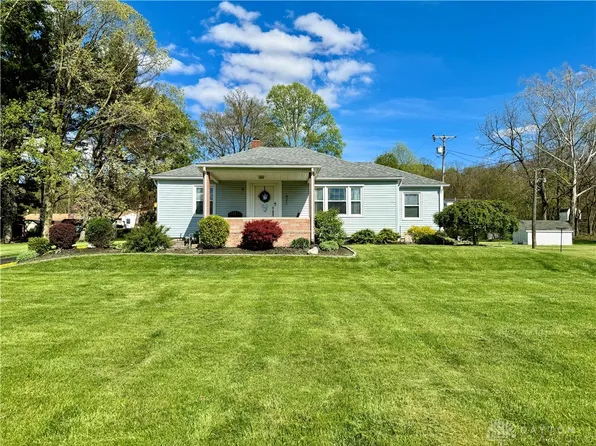 421 S Spring St, New Paris, OH 45347