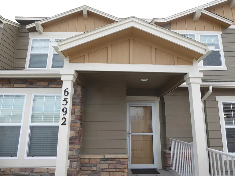 6592 Emerald Isle Hts — Photo 2