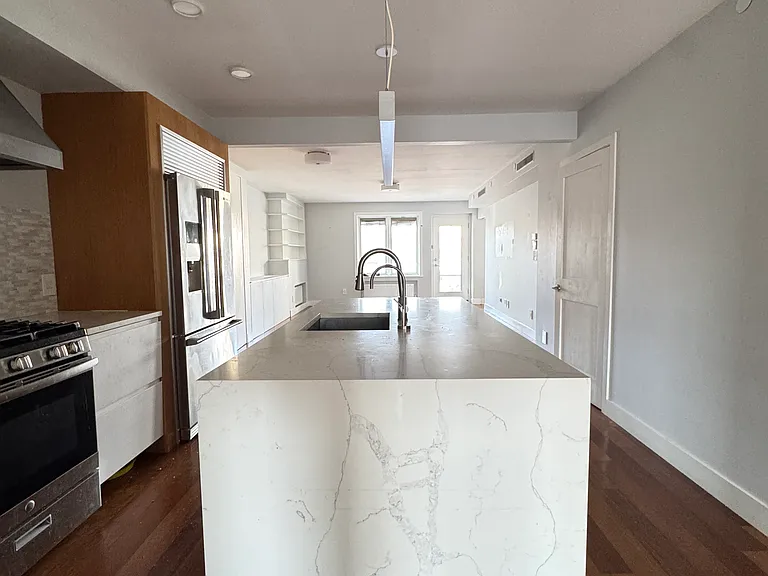 1448 71st St #3 — Photo 33