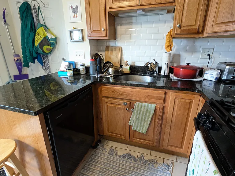 78 Decatur St #1L — Photo 7