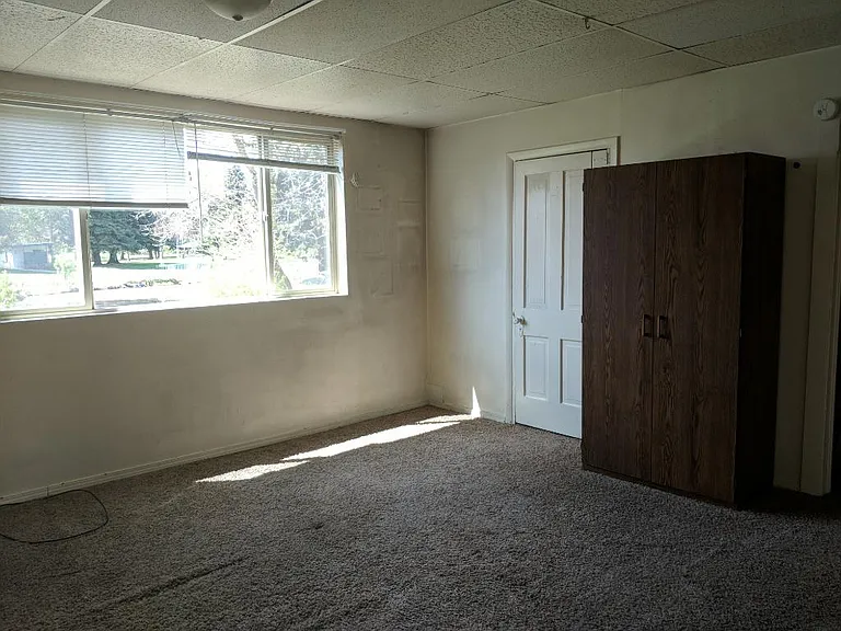 mini_Bedroom_1_05182023