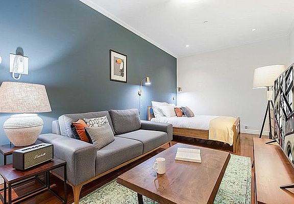 3rd image of 150 W 51st St APT 2120