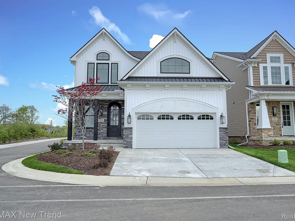 1st image of 215 Mountain View Ln