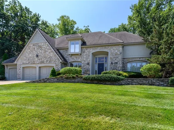 13802 Woodward St, Overland Park, KS 66223