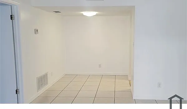2 bed, 900 sqft, $1,500 — Photo 2