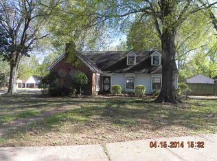 5025 Ridge Park Dr, Memphis, TN 38128