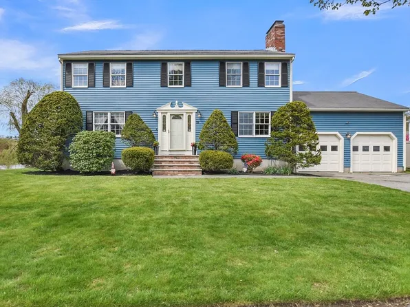 11 Meadow Rd, Beverly, MA 01915