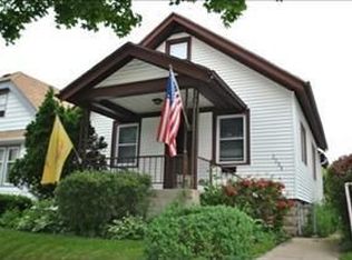 2238 S 58th St, West Allis, WI 53219