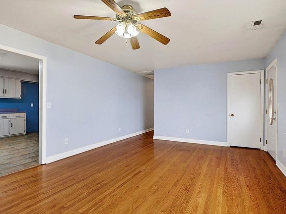 5th image of 138 Tinkling Spring Rd