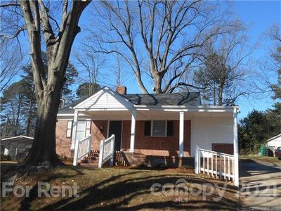 2726 Revolution Park Dr, Charlotte, NC, 28208