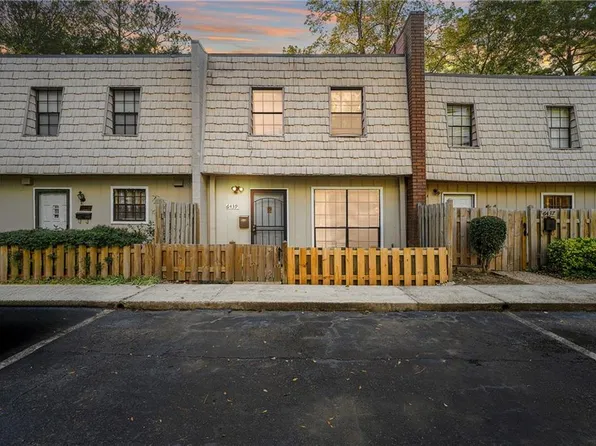 6439 Wood Cir, Morrow, GA 30260