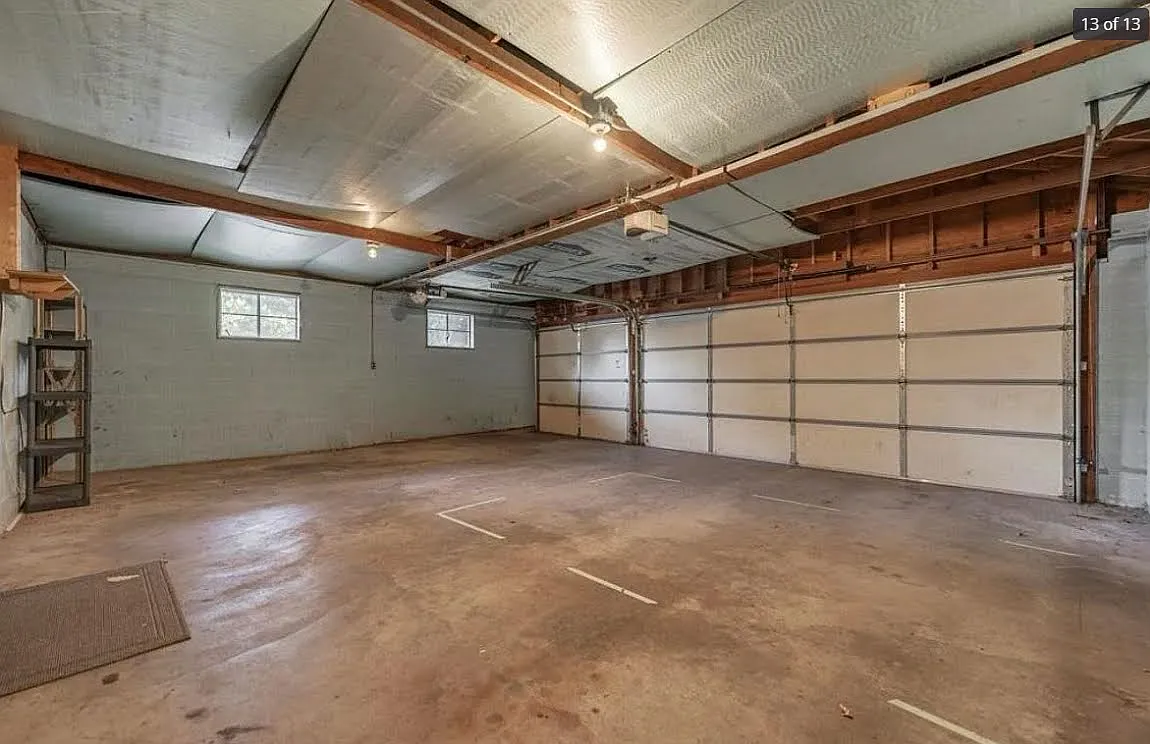 3 bed, 1176 sqft, $1,795 — Photo 3