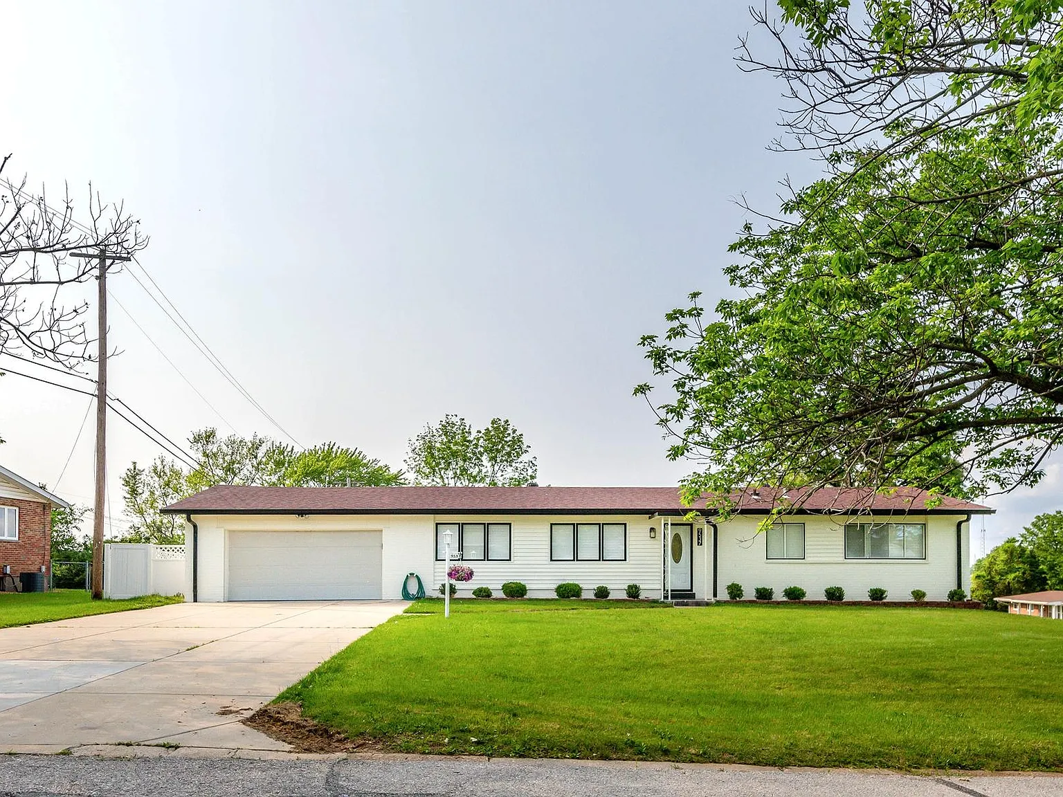 9537 Indian Meadows Dr — Photo 1
