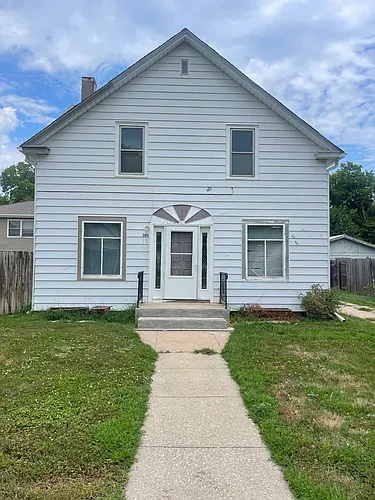 303 E 24th St Photo 1