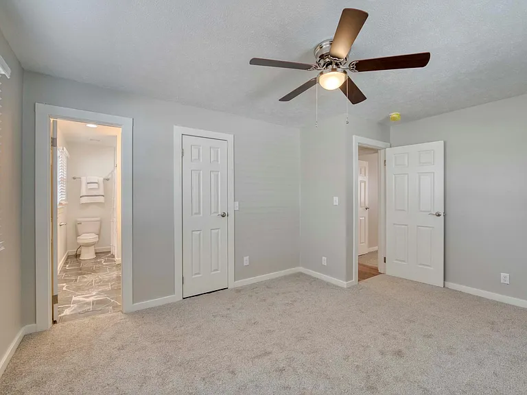 1356 E Rosebrier St — Photo 22