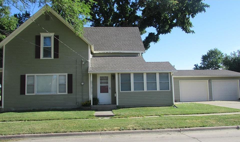 2nd image of 513 S 4th St