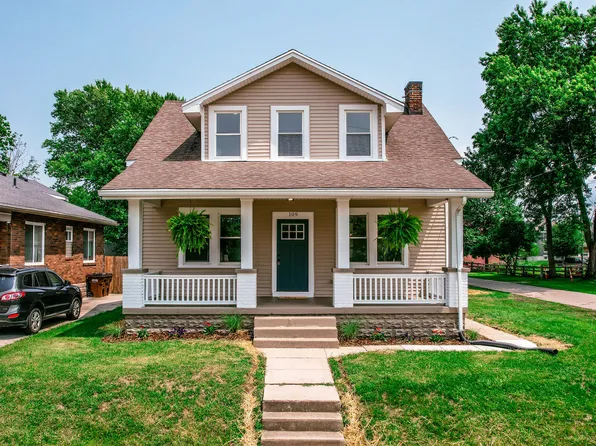 109 E 3rd St, Silver Grove, KY 41085